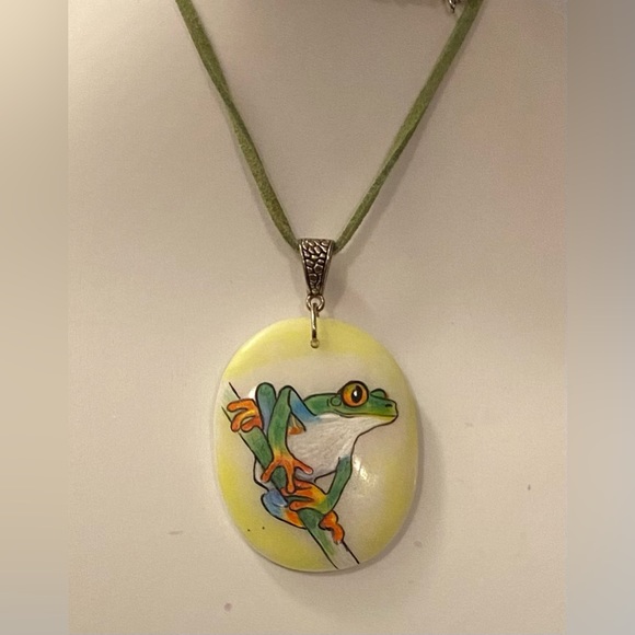NEW genuine hand painted Frog Agate slice necklace - Picture 2 of 3